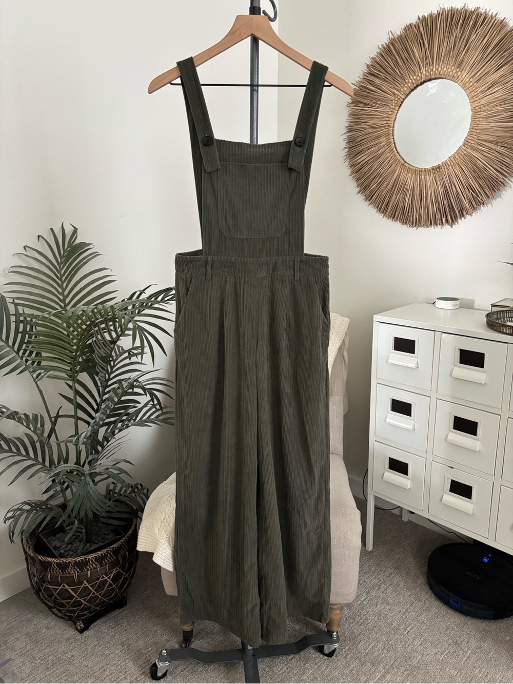 Cider Olive Green Corduroy Wide-Leg Overalls Medium